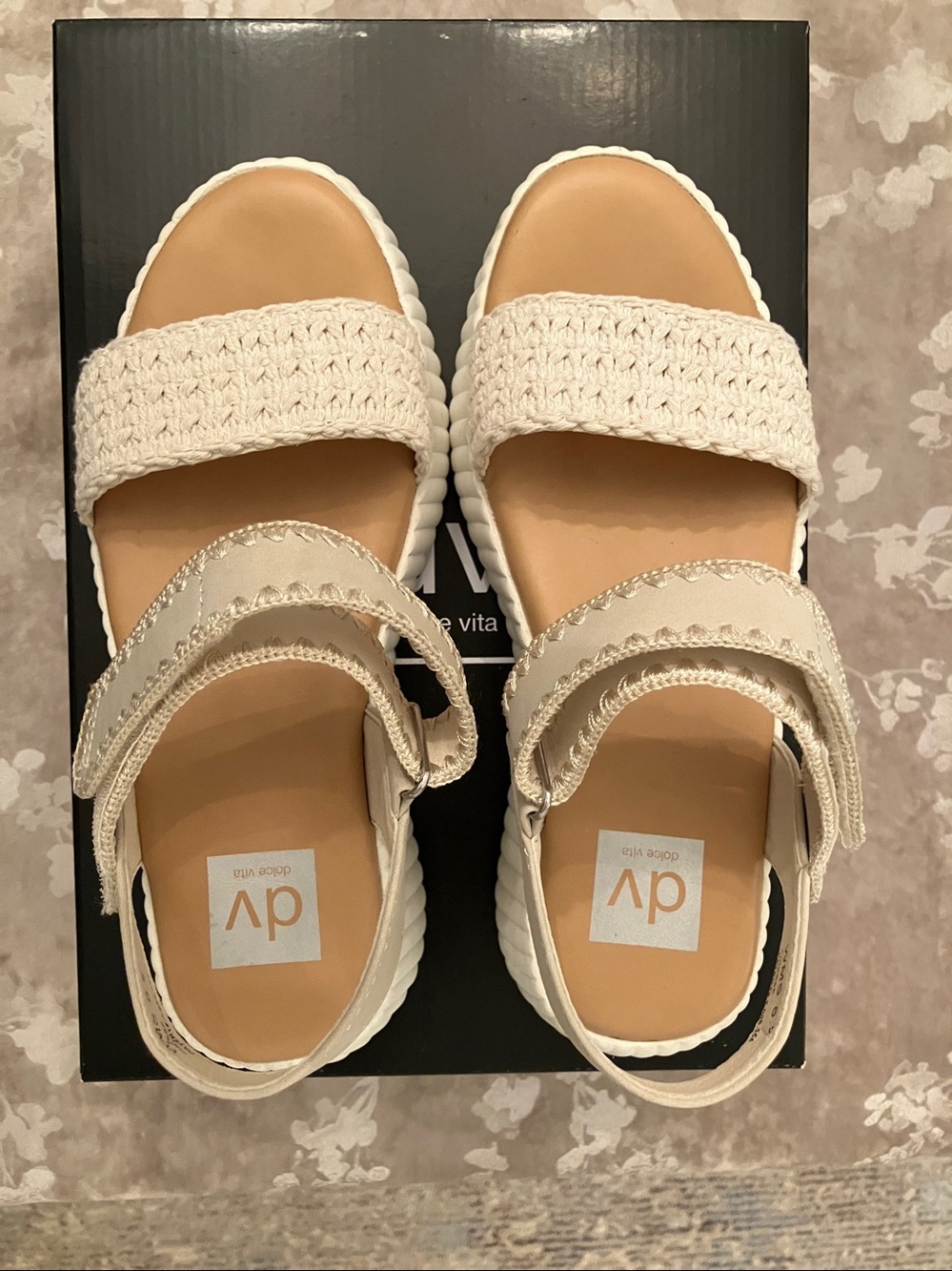 Dolce Vita Platform Sandals 6.5